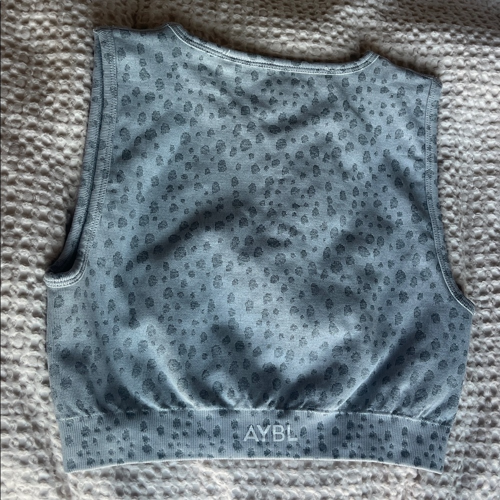 AYBL Grey Leopard Print Sleeveless Top - Picture 3 of 4